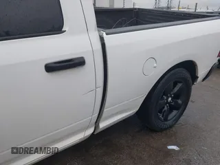 2016 Ram 1500 Express z VIN 1C6RR6FG0GS108211, wystawiony jako IAAI lot #41865011 z przebiegiem 185 518 mil mil oraz . Historia ofert i sprzedaży dostępna na DreamBid. Obrazek 19.