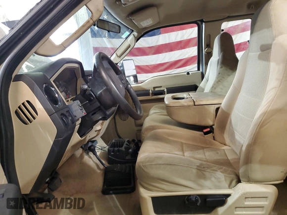 2008 Ford Super Duty F-250 SRW XL with VIN 1FTSX21528ED40386, listed as a Copart auction lot 89192065 with 107,137 mi miles and Salvage Title. Bid and sale history available at carsss.com. Image 7.