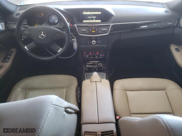 2011 Mercedes-Benz E-Class E 350 Luxury BlueTEC with VIN WDDHF2EBXBA293402, listed as a Copart auction lot 86140984 with 189,996 mi miles and Salvage Title. Bid and sale history available at carsss.com. Image 8.