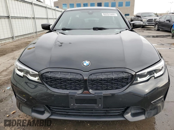 2019 BMW 3 Series 330i xDrive with VIN 3MW5R7J52K8A05284, listed as a Copart auction lot 82251444 with 29,379 mi miles and Salvage Title. Bid and sale history available at DreamBid. Image 5.