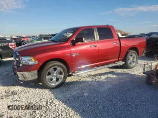 2015 Ram 1500 Big Horn z VIN 1C6RR6LT9FS542885, wystawiony jako Copart lot #80158464 z przebiegiem 132 824 mil mil oraz Szkoda całkowita • Salvage title. Historia ofert i sprzedaży dostępna na DreamBid. Obrazek 1.