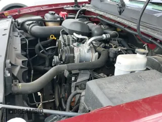 2013 Chevrolet Silverado 1500 Work Truck z VIN 1GCNCPEX3DZ308907, wystawiony jako IAAI lot #42828574 z przebiegiem 22 421 mil mil oraz . Historia ofert i sprzedaży dostępna na DreamBid. Obrazek 19.