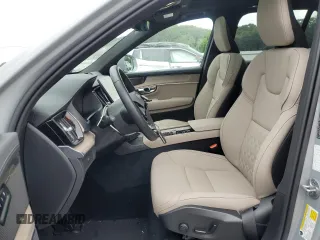 2025 Volvo XC90 Plus with VIN YV4062PB0S1356430, listed as a Copart auction lot 61463685 with 7,901 mi miles and Clean title. Bid and sale history available at DreamBid. Image 7.