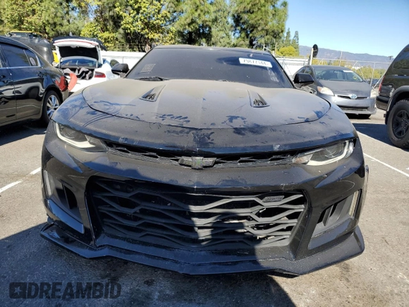 2016 Chevrolet Camaro 1SS z VIN 1G1FF1R71G0139541, wystawiony jako Copart lot #79877144 z przebiegiem 98 510 mil mil oraz Czysty tytuł • Clean title. Historia ofert i sprzedaży dostępna na DreamBid. Obrazek 5.