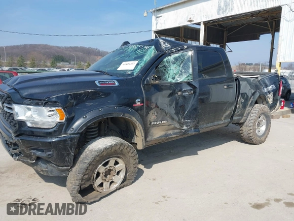 2022 Ram 2500 Big Horn with VIN 3C6UR5DL3NG382141, listed as a IAAI auction lot 41804461 with 46,289 mi miles. Bid and sale history available at carsss.com. Image 6.