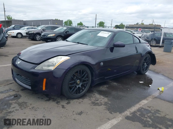 2005 Nissan 350Z Enthusiast z VIN JN1AZ34D25M605438, wystawiony jako IAAI lot #42131179 z przebiegiem 143 157 mil mil oraz . Historia ofert i sprzedaży dostępna na DreamBid. Obrazek 17.