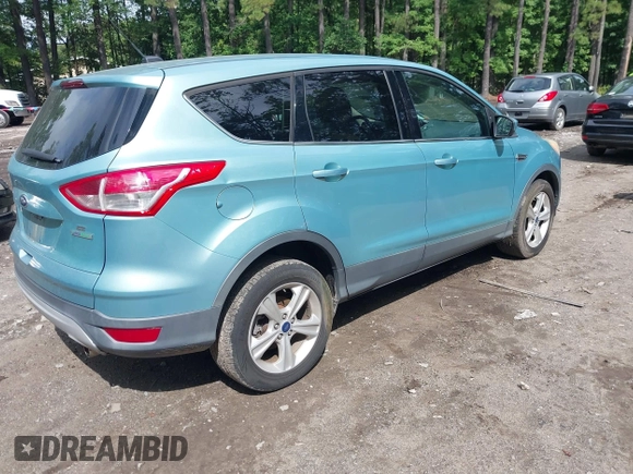 2013 Ford Escape SE z VIN 1FMCU0GX1DUD22225, wystawiony jako IAAI lot #42755402 z przebiegiem 180 784 mil mil oraz . Historia ofert i sprzedaży dostępna na DreamBid. Obrazek 4.