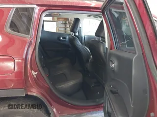 2021 Jeep Compass Altitude z VIN 3C4NJDBB0MT552227, wystawiony jako IAAI lot #41731839 z przebiegiem 34 453 mil mil oraz . Historia ofert i sprzedaży dostępna na DreamBid. Obrazek 8.