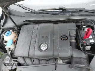 2011 Volkswagen Jetta SE with VIN 3VWPX7AJ3BM686901, listed as a IAAI auction lot 42561729 with 103,737 mi miles and . Bid and sale history available at DreamBid. Image 10.