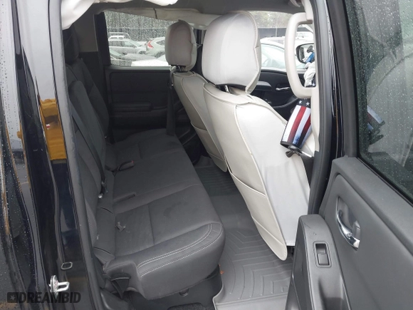 2024 Nissan Frontier PRO-4X with VIN 1N6ED1EK5RN605994, listed as a IAAI auction lot 41407276 with 34,335 mi miles. Bid and sale history available at carsss.com. Image 8.