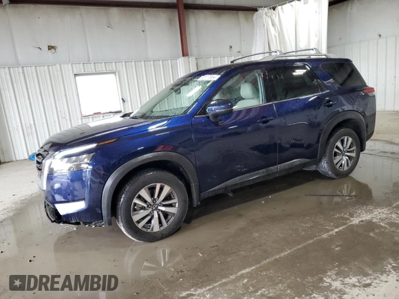 2022 Nissan Pathfinder SL z VIN 5N1DR3CA4NC274168, wystawiony jako Copart lot #83111854 z przebiegiem 29 830 mil mil oraz Szkoda całkowita • Salvage title. Historia ofert i sprzedaży dostępna na DreamBid. Obrazek 1.