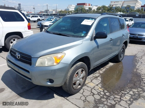 2007 Toyota RAV4 with VIN JTMZD33V875045561, listed as a IAAI auction lot 41965155 with 220,320 mi miles. Bid and sale history available at carsss.com. Image 2.