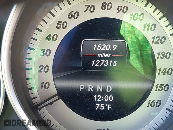 2013 Mercedes-Benz C 300 Sport z VIN WDDGF8AB3DG123189, wystawiony jako IAAI lot #42201267 z przebiegiem 127 315 mil mil oraz . Historia ofert i sprzedaży dostępna na DreamBid. Obrazek 15.