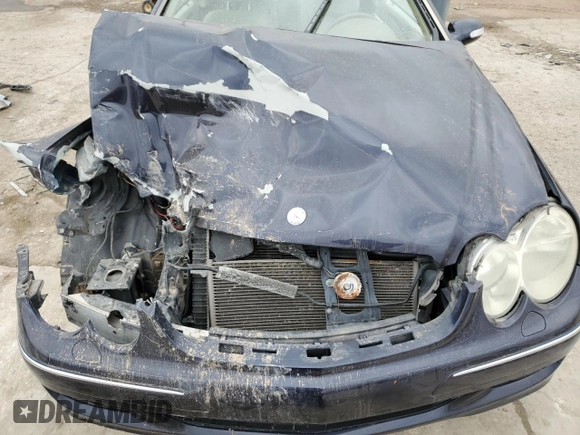 2006 Mercedes-Benz CLK 350 with VIN WDBTK56G26T063132, listed as a Copart auction lot 44773745 with 113,435 mi miles and Salvage title. Bid and sale history available at DreamBid. Image 13.