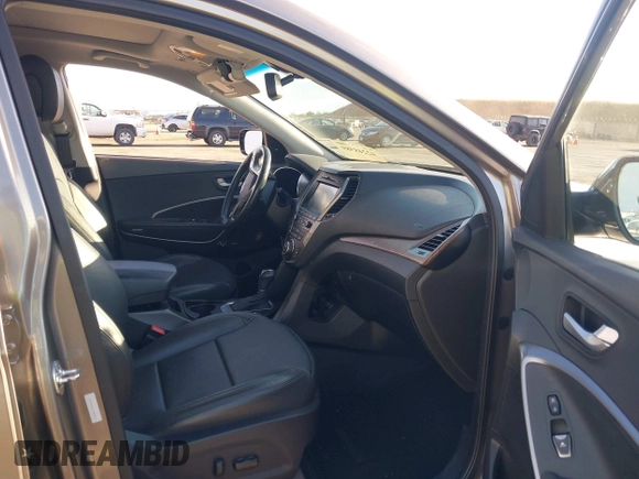 2018 Hyundai Santa Fe Ultimate z VIN 5XYZW4LA1JG515019, wystawiony jako IAAI lot #42248389 z przebiegiem 60 222 mil mil oraz . Historia ofert i sprzedaży dostępna na DreamBid. Obrazek 5.