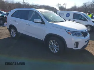 2014 Kia Sorento EX with VIN 5XYKUDA73EG481900, listed as a IAAI auction lot 41709755 with 170,551 mi miles. Bid and sale history available at carsss.com. Image 1.
