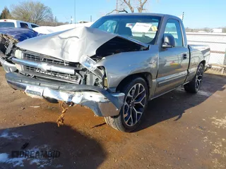 1999 Chevrolet Silverado 1500 with VIN 1GCEC14W9XZ129037, listed as a IAAI auction lot 41777069 with 1 mi miles. Bid and sale history available at carsss.com. Image 17.