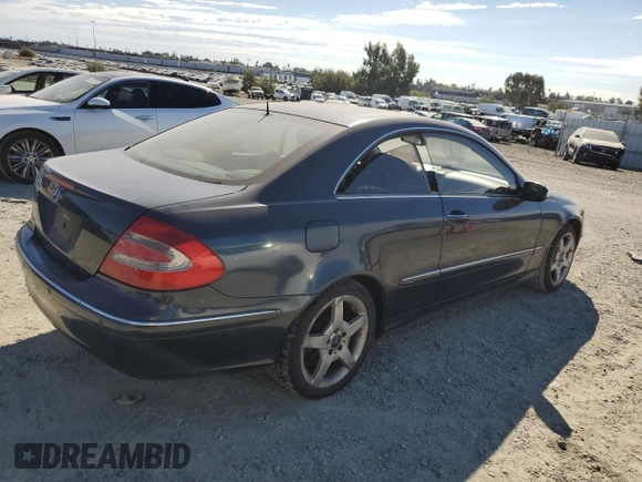 2005 Mercedes-Benz CLK-Class 3.2L with VIN WDBTJ65J75F165044, listed as a Copart auction lot 74744134 with 164,362 mi miles and Clean Title. Bid and sale history available at carsss.com. Image 3.