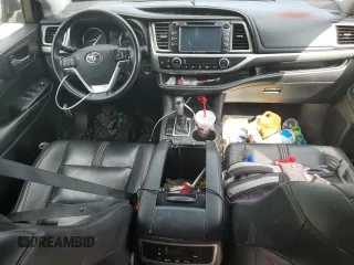 2019 Toyota Highlander SE with VIN 5TDJZRFH6KS566479, listed as a Copart auction lot 59003325 with 99,845 mi miles and Salvage title. Bid and sale history available at DreamBid. Image 8.
