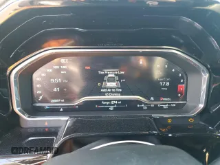 2024 GMC Sierra 1500 SLT с VIN 1GTPHDED0RZ361571, выставлен на аукционе Copart как лот 50083285 с пробегом 26 897 миль миль и Чистый • Clean title. История ставок и продаж доступна на DreamBid. Изображение 9.