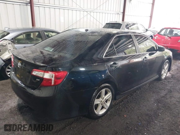 2012 Toyota Camry L with VIN 4T1BF1FK6CU081326, listed as a IAAI auction lot 42016718 with 220,297 mi miles. Bid and sale history available at carsss.com. Image 4.