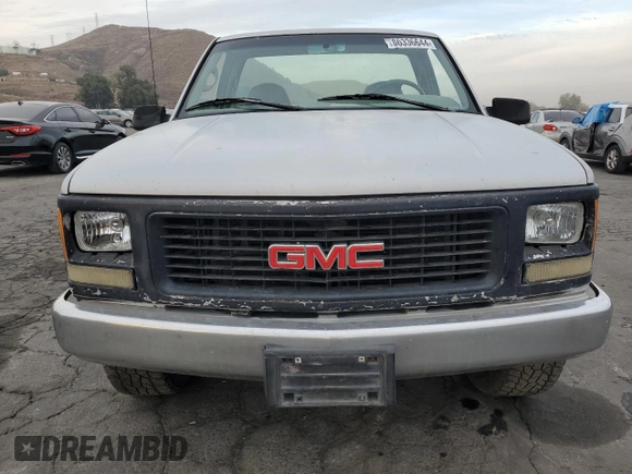 1995 GMC Sierra 3500 z VIN 1GTGC34K8SE549695, wystawiony jako Copart lot #86336644 z przebiegiem 258 439 mil mil oraz Szkoda całkowita • Salvage title. Historia ofert i sprzedaży dostępna na DreamBid. Obrazek 5.
