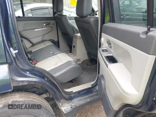 2008 Jeep Liberty Limited with VIN 1J8GN58K88W176332, listed as a IAAI auction lot 42018657 with 195,429 mi miles and . Bid and sale history available at carsss.com. Image 8.