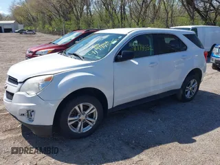 2015 Chevrolet Equinox LS z VIN 2GNALAEKXF6354062, wystawiony jako IAAI lot #41994552 z przebiegiem 185 000 mil mil oraz . Historia ofert i sprzedaży dostępna na DreamBid. Obrazek 2.