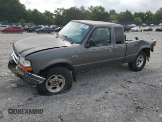 1998 Ford Ranger XL with VIN 1FTYR14U1WTA81707, listed as a Copart auction lot 61846095 with 208,366 mi miles and Salvage title. Bid and sale history available at DreamBid. Image 1.
