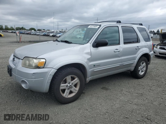 2005 Ford Escape Hybrid with VIN 1FMCU96H75KC95236, listed as a Copart auction lot 54528685 with 186,511 mi miles and Clean title. Bid and sale history available at DreamBid. Image 1.