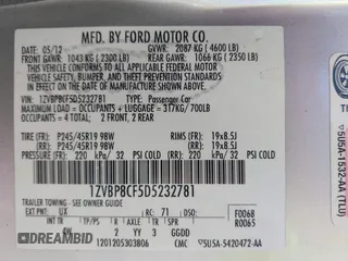 2013 Ford Mustang GT with VIN 1ZVBP8CF5D5232781, listed as a IAAI auction lot 40917812 with 130,447 mi miles. Bid and sale history available at carsss.com. Image 9.