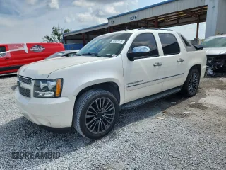 2010 Chevrolet Avalanche LTZ z VIN 3GNVKGE09AG233994, wystawiony jako Copart lot #57881375 z przebiegiem 189 792 mil mil oraz Szkoda całkowita • Salvage title. Historia ofert i sprzedaży dostępna na DreamBid. Obrazek 1.