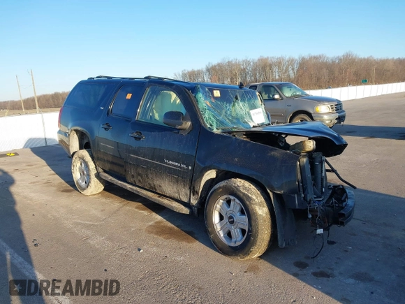 2007 GMC Yukon XL SLT with VIN 1GKFK16357J206967, listed as a IAAI auction lot 41716598 with 1 mi miles. Bid and sale history available at carsss.com. Image 1.