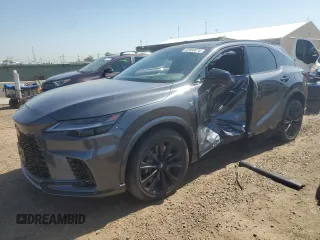 2025 Lexus RX 500h F Sport Performance z VIN 2T2BCMEA4SC021141, wystawiony jako Copart lot #62883875 z przebiegiem 3 375 mil mil oraz Szkoda całkowita • Salvage title. Historia ofert i sprzedaży dostępna na DreamBid. Obrazek 1.