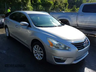 2013 Nissan Altima SV with VIN 1N4AL3AP0DC249997, listed as a IAAI auction lot 42451046 with 220,899 mi miles and . Bid and sale history available at DreamBid. Image 1.