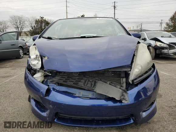 2013 Honda Fit Sport with VIN JHMGE8H54DC013657, listed as a Copart auction lot 81247764 with 96,150 mi miles and Salvage Title. Bid and sale history available at carsss.com. Image 5.