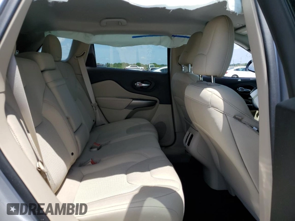 2019 Jeep Cherokee Latitude with VIN 1C4PJLCB5KD344560, listed as a Copart auction lot 51291715 with 15,710 mi miles and Non Repairable. Bid and sale history available at DreamBid. Image 11.
