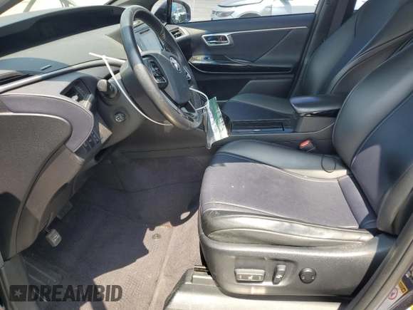 2017 Toyota Mirai с VIN JTDBVRBD9HA002320, выставлен на аукционе Copart как лот 55419855 с пробегом 87 595 миль миль и Списание • Salvage title. История ставок и продаж доступна на DreamBid. Изображение 7.