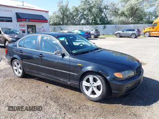 2005 BMW 3 Series 330xi with VIN WBAEW53465PG12248, listed as a IAAI auction lot 41664953 with 188,677 mi miles and . Bid and sale history available at carsss.com. Image 1.