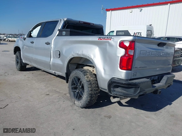 2019 Chevrolet Silverado 1500 Custom Trail Boss with VIN 3GCPYCEF2KG276295, listed as a IAAI auction lot 41376338 with 68,336 mi miles. Bid and sale history available at carsss.com. Image 3.