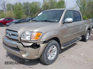 2004 Toyota Tundra SR5 with VIN 5TBET34154S453236, listed as a IAAI auction lot 42034322 with 209,028 mi miles and . Bid and sale history available at carsss.com. Image 6.