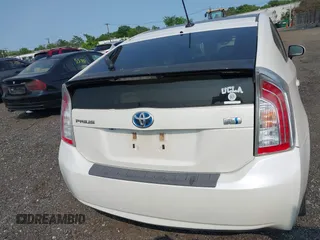 2013 Toyota Prius One z VIN JTDKN3DUXD5553157, wystawiony jako IAAI lot #42409329 z przebiegiem 192 895 mil mil oraz . Historia ofert i sprzedaży dostępna na DreamBid. Obrazek 15.