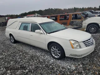 2011 Cadillac DTS Professional Limousine z VIN 1GE7K9C63BU600284, wystawiony jako Copart lot #82750934 z przebiegiem 42 494 mil mil oraz Tytuł czysty. Historia ofert i sprzedaży dostępna na DreamBid. Obrazek 4.