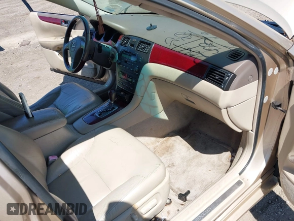 2004 Lexus ES 350 with VIN JTHBA30G345031061, listed as a IAAI auction lot 42003939 with 204,422 mi miles and . Bid and sale history available at DreamBid. Image 5.