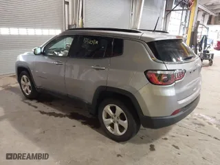 2018 Jeep Compass Latitude with VIN 3C4NJCBBXJT488428, listed as a IAAI auction lot 41644538 with 131,109 mi miles. Bid and sale history available at carsss.com. Image 3.
