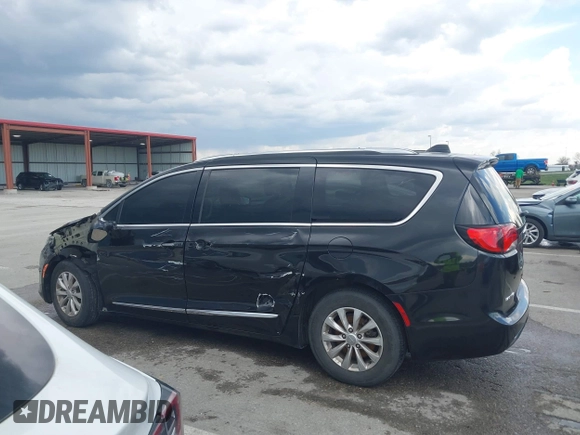 2018 Chrysler Pacifica Touring L with VIN 2C4RC1BG9JR120790, listed as a IAAI auction lot 41998460 with 124,146 mi miles and . Bid and sale history available at DreamBid. Image 15.