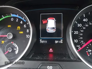 2017 Volkswagen Golf SE с VIN WVWKR7AU8HW953556, выставлен на аукционе IAAI как лот 42201220 с пробегом 74 711 миль миль и . История ставок и продаж доступна на DreamBid. Изображение 15.