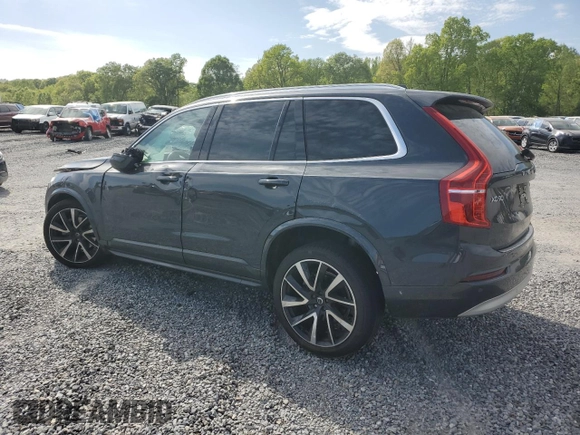 2022 Volvo XC90 Momentum z VIN YV4A221K8N1830007, wystawiony jako Copart lot #53512435 z przebiegiem 39 021 mil mil oraz Szkoda całkowita • Salvage title. Historia ofert i sprzedaży dostępna na DreamBid. Obrazek 2.
