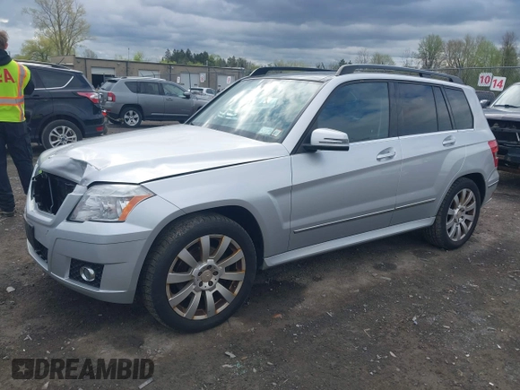 2012 Mercedes-Benz GLK 350 with VIN WDCGG8HB9CF751639, listed as a IAAI auction lot 42122764 with 177,412 mi miles and . Bid and sale history available at carsss.com. Image 17.