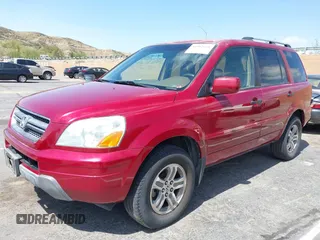 2005 Honda Pilot EX with VIN 2HKYF18495H526930, listed as a IAAI auction lot 41902628 with 128,055 mi miles. Bid and sale history available at carsss.com. Image 2.